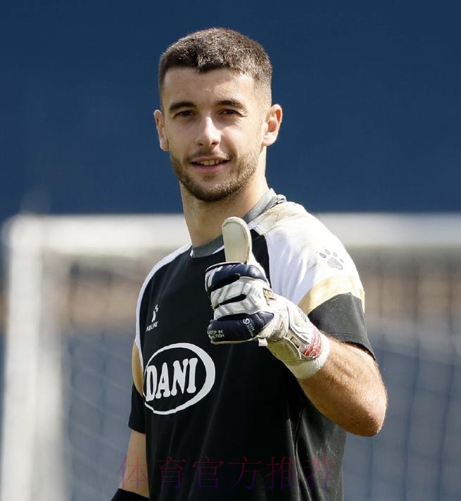 阿斯:皇马有意西班牙人队年轻门将霍安-加西亚 阿斯:皇马有意西班牙人队年轻门将霍安-加西亚