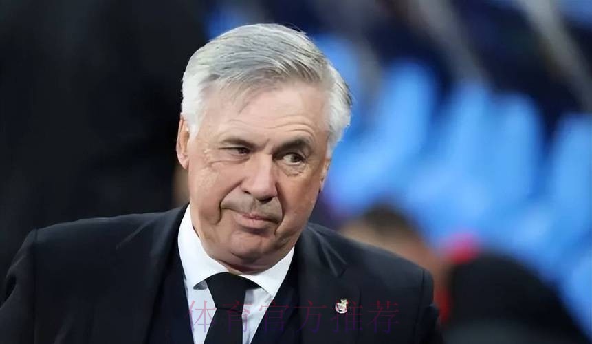 记者:安切洛蒂曾告诉我 约维奇很出色但有点懒 记者:安切洛蒂曾告诉我 约维奇很出色但有点懒